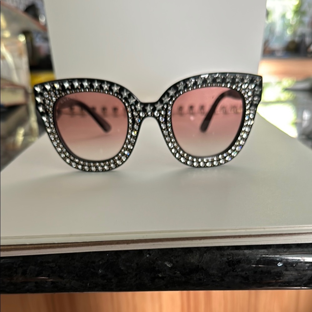 Gucci Cat-Eye Sunglasses style #GG0116S
